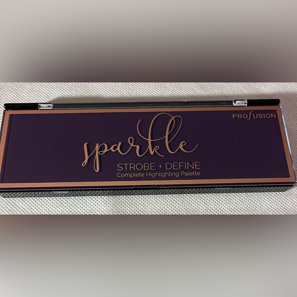 Profusion Cosmetics - Complete Highlight Palette - Elegant Neutrals